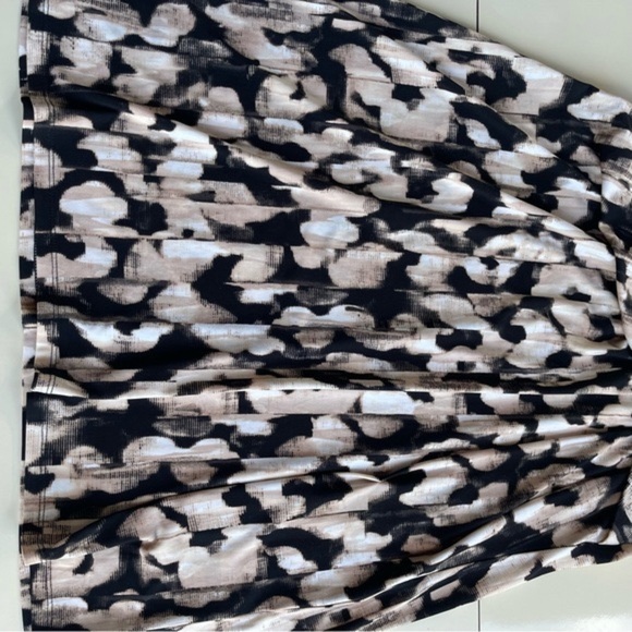 Ellen Tracy Brown and Black Floral Abstract Fit & Flare Dress US PL - Picture 5 of 7